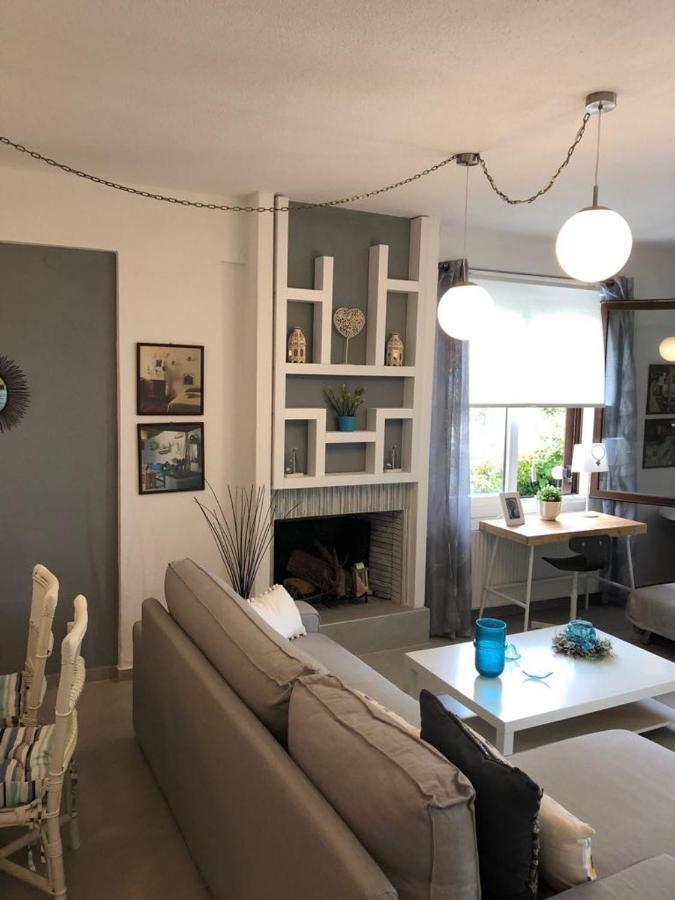 Sofia'S Pearl Beachfront Maisonette Nea Kallikrateia Exterior photo